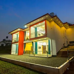 Hidden Valley Hill View By Voye Homes Vagamon